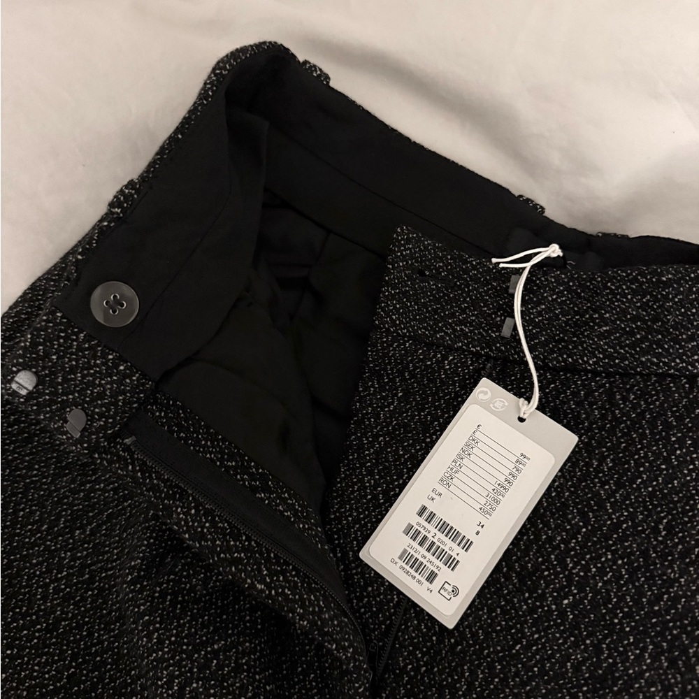 (NWT) COS Wool Mix Pleated Trousers in black - Picture 6 of 6